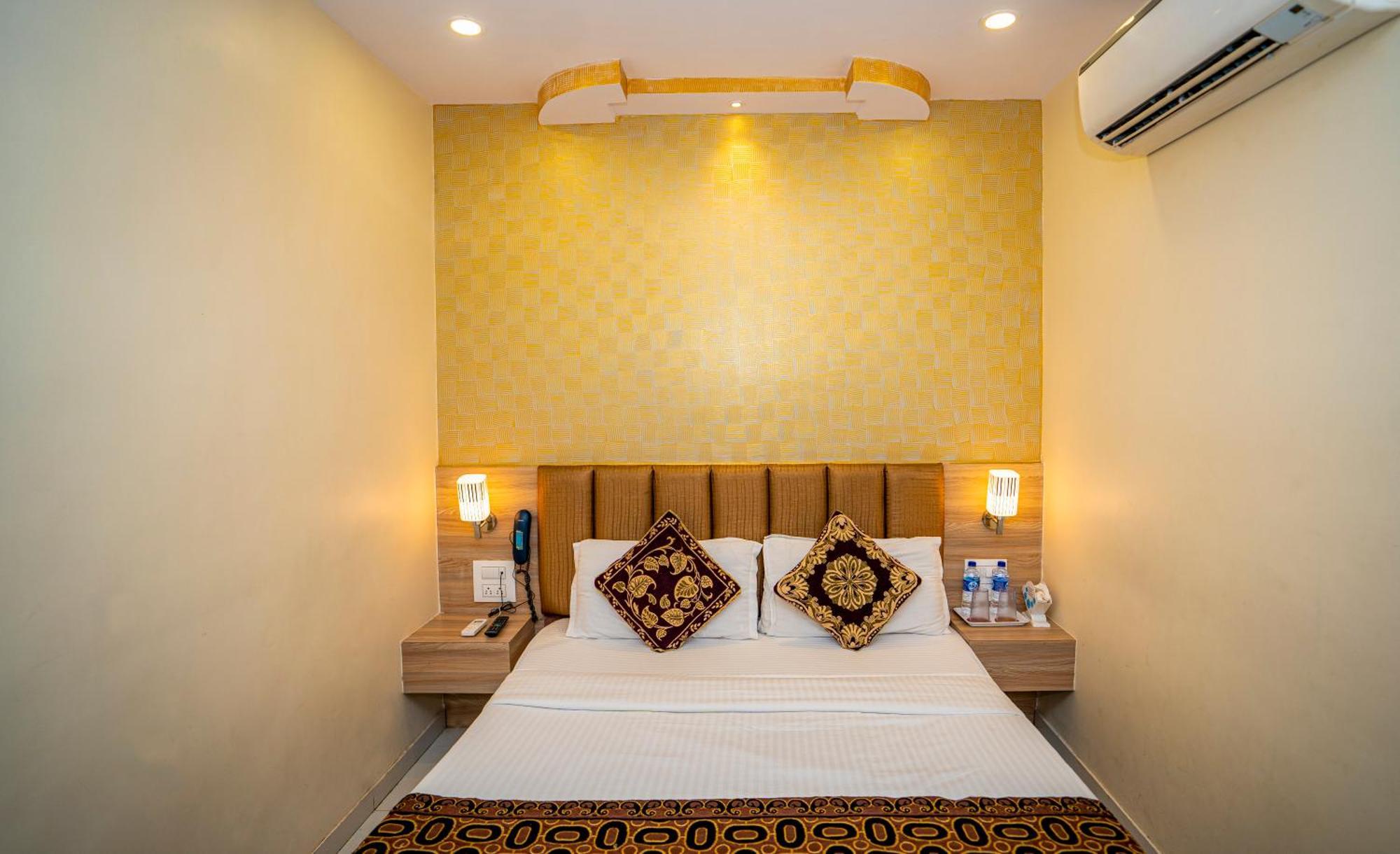 Hotel Hill Park مومباي المظهر الخارجي الصورة